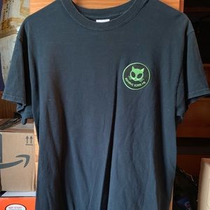 Alien tee